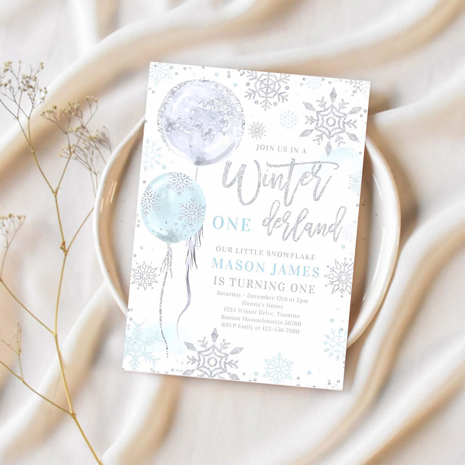 Winter onederland blue silver snowflake birthday invitation d71p 1